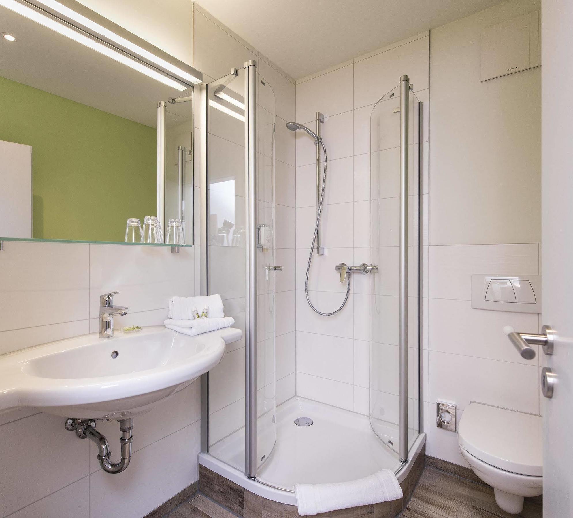 Susewind Hotel Rostock Ngoại thất bức ảnh